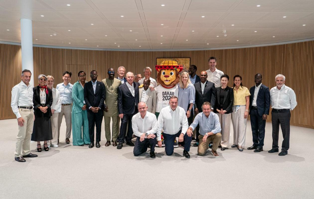 Dakar 2026 : À Lausanne, la mascotte Ayo séduit le Comité international olympique