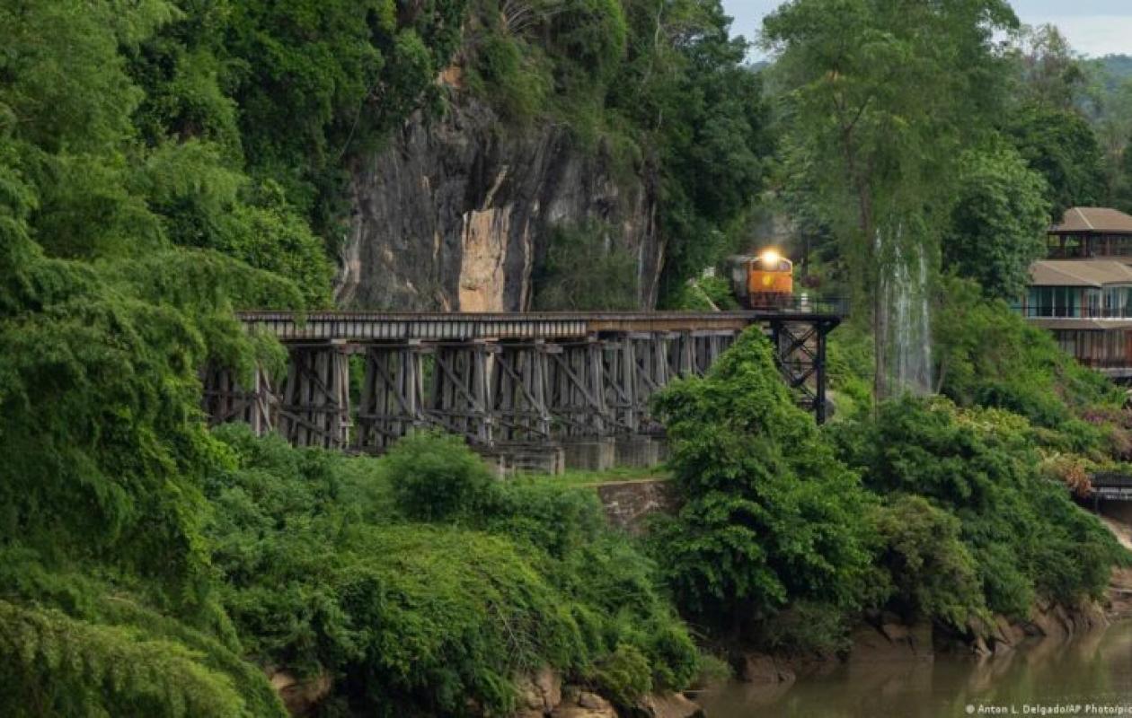 Thaïlande : une gare de la “Death Railway” refait surface après 40 ans sous l’eau
