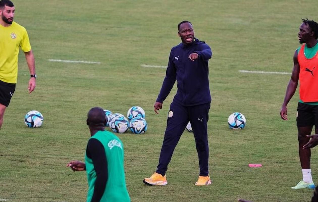 Tanière : Pape Thiaw bouscule ses habitudes à l'entraînement, trois cadres manquent à l'appel