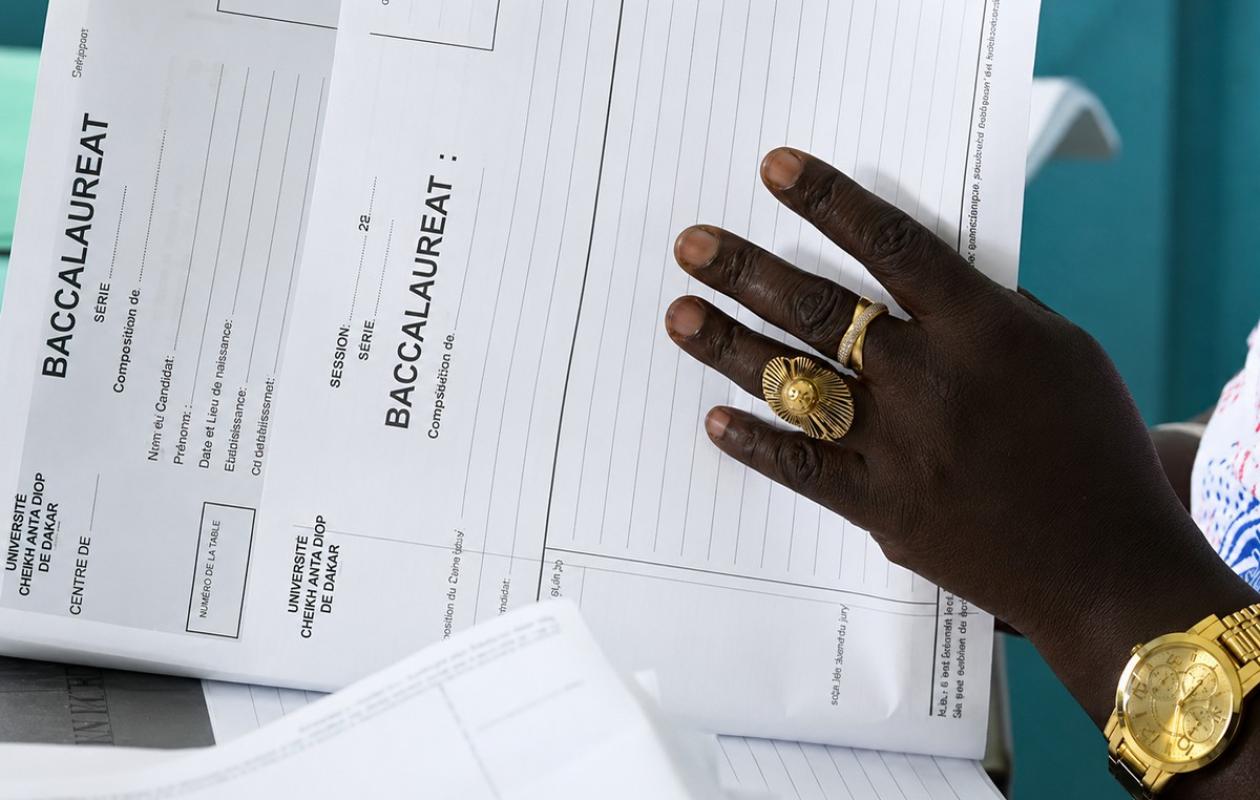 Lycée Limamou Laye : un candidat au bac dissimulait son téléphone sous sa cuisse pour tricher