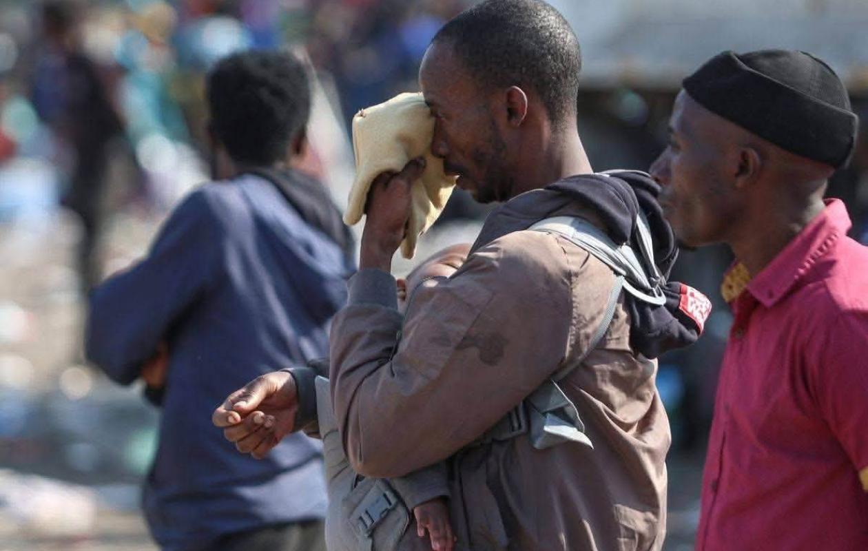 Afrique du Sud : Les larmes déchirantes d’un père malawite en plein processus de rapatriement