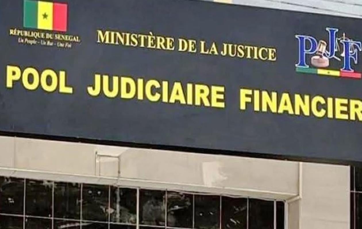 Pool judiciaire financier : Une belle-mère jugée pour le détournement présumé de deux kilos d’or destinés à des bijoux de mariage