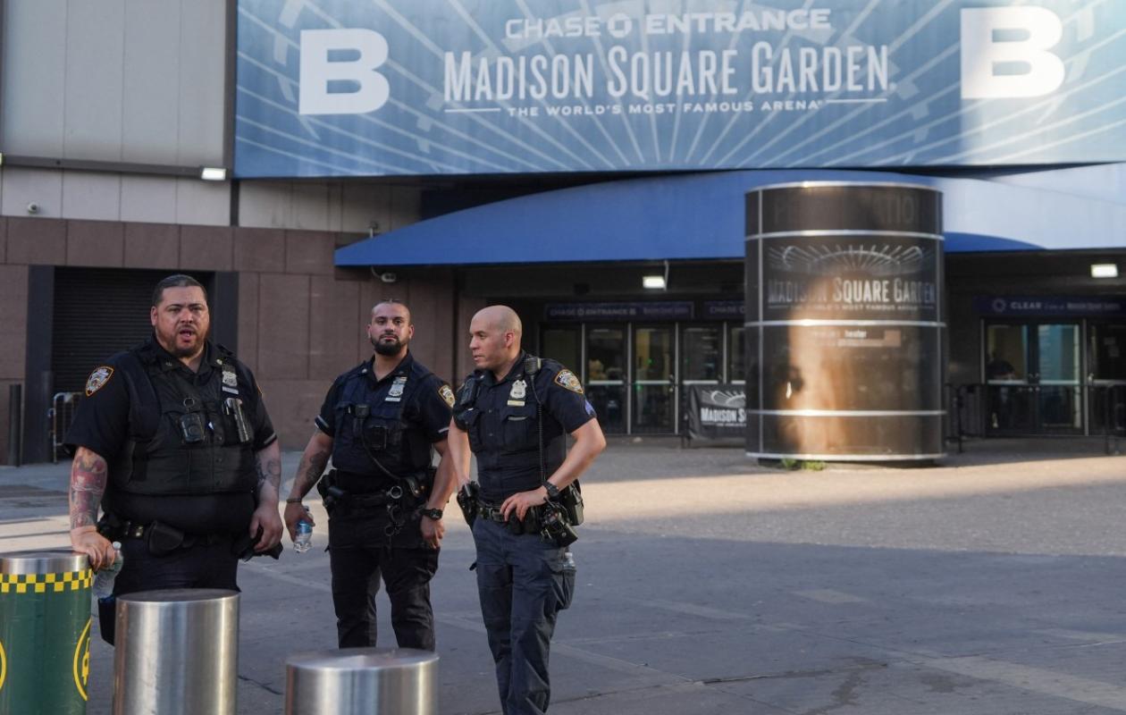 Effervescence autour du mariage à New York de Taylor Swift et Travis Kelce
