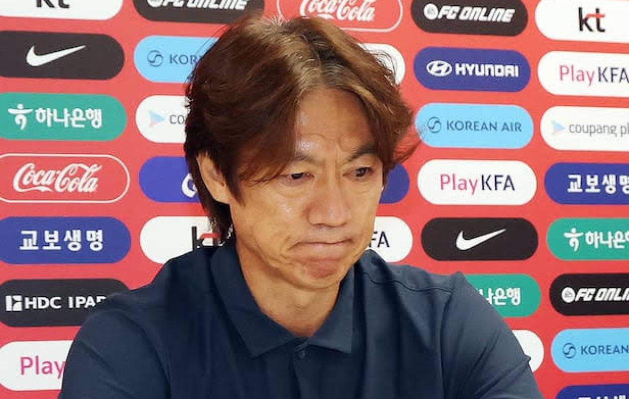 Coupe du monde 2026 : Sous la menace, l'ex-sélectionneur de  la Corée du Sud quitte précipitamment son pays pour les États-Unis