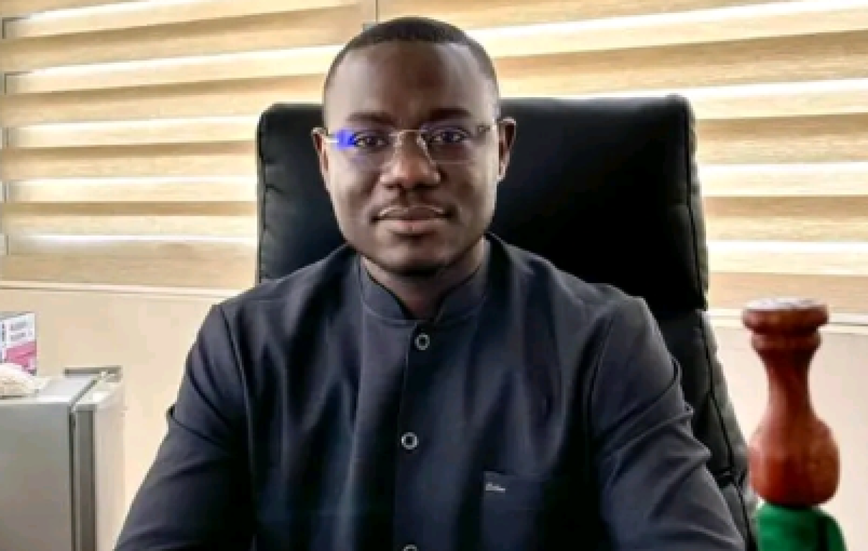 « Le service de la nation ne s'arrête jamais » : Les premiers mots de Boucar Diouf après son limogeage de la Direction générale de l'Action sociale