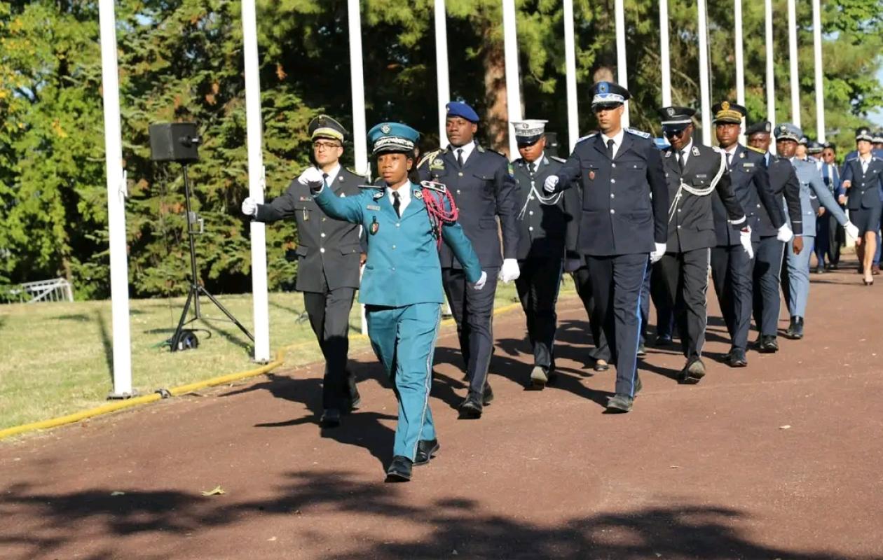 De la banlieue de Dakar au sommet de l'ENSP : Une Sénégalaise sacrée major de l'École supérieure de police en France