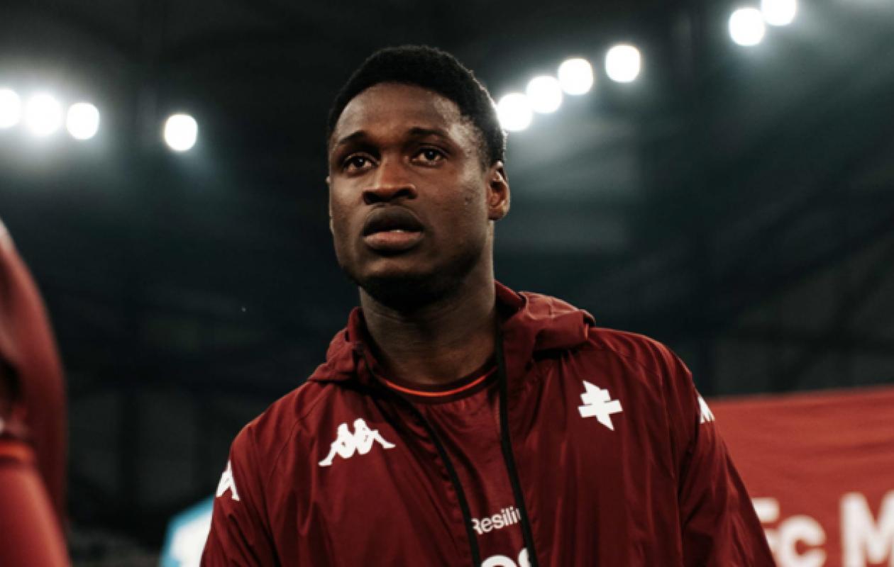 Mercato : Un jeune défenseur central sénégalais signe à Monaco