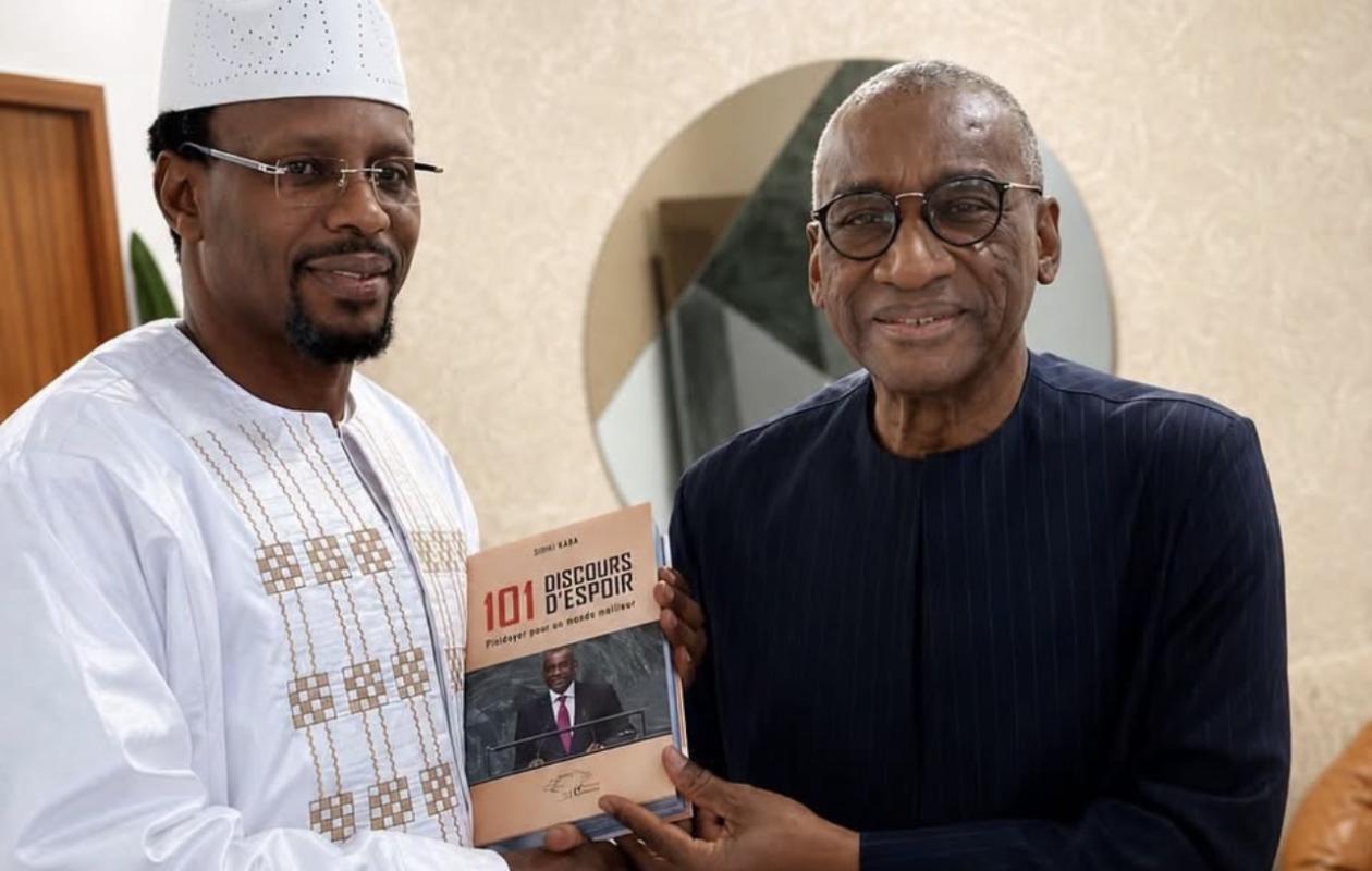 APRÈS SA LIBÉRATION : Moustapha Diop reçoit un ancien PM de Macky Sall