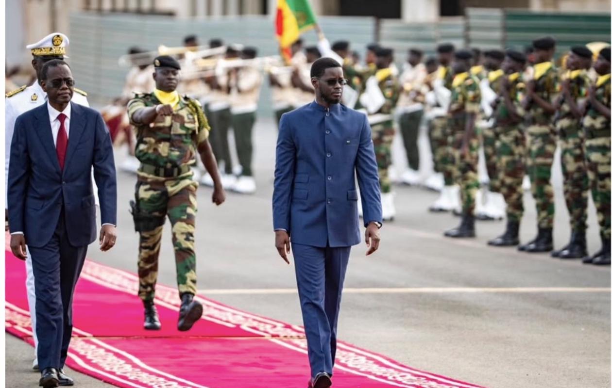 Diomaye Faye à Doha : Le Sénégal témoigne de sa solidarité au Qatar après le décès de l’ancien émir