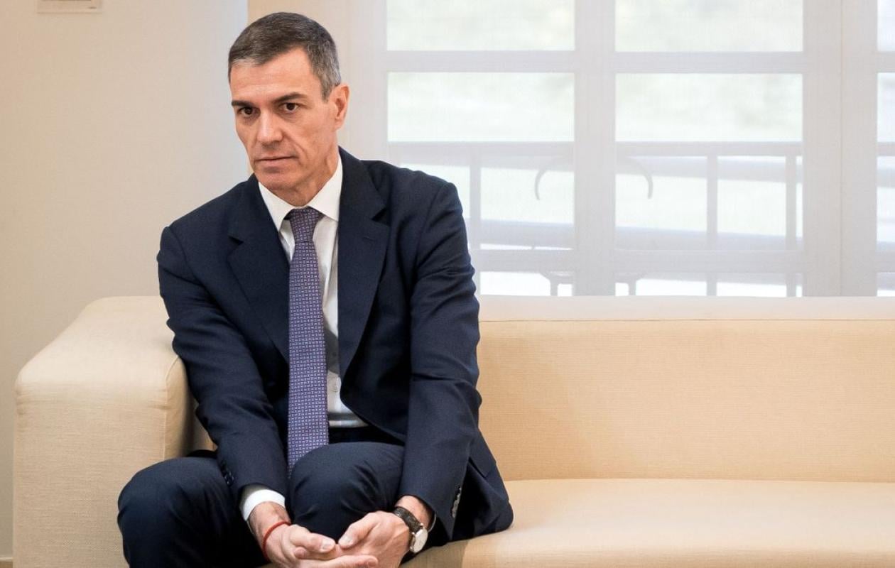 "J'ai honte" : Pedro Sánchez présente ses excuses à la France, après les propos racistes de Rajoy sur les Bleus