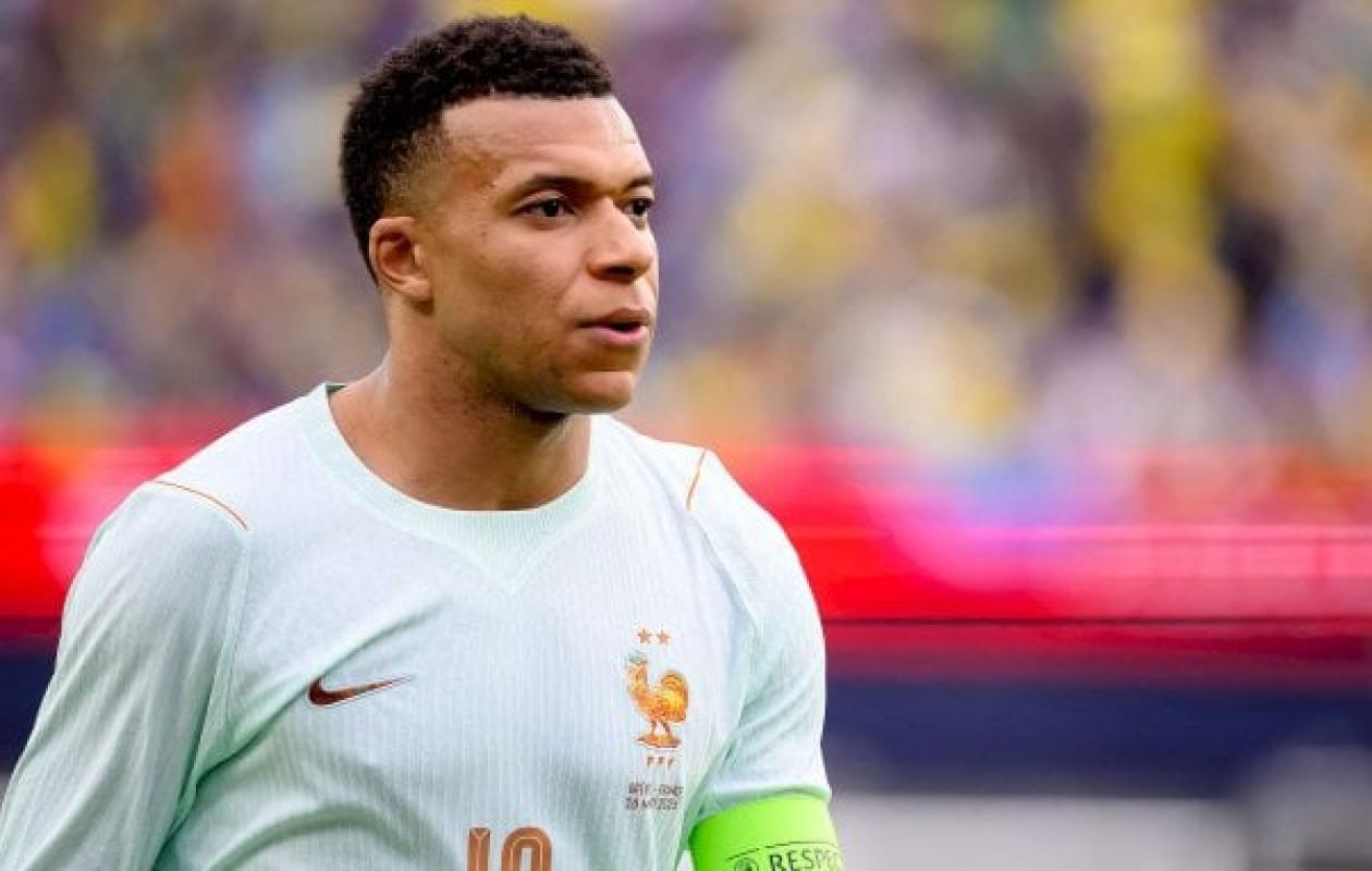 Kylian Mbappé pointe des problèmes tactiques