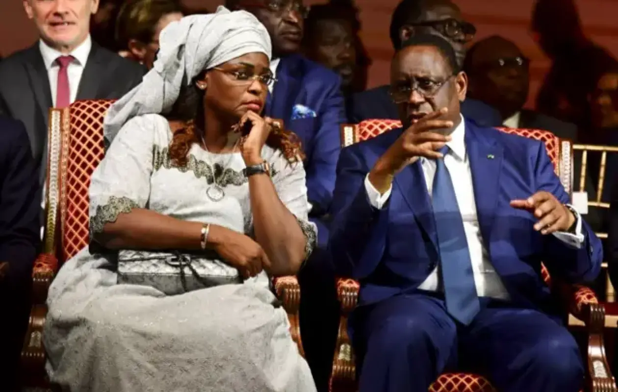 Visite de Macky à Diomaye : L’ancienne première dame, Marième Faye Sall, déjà à Dakar