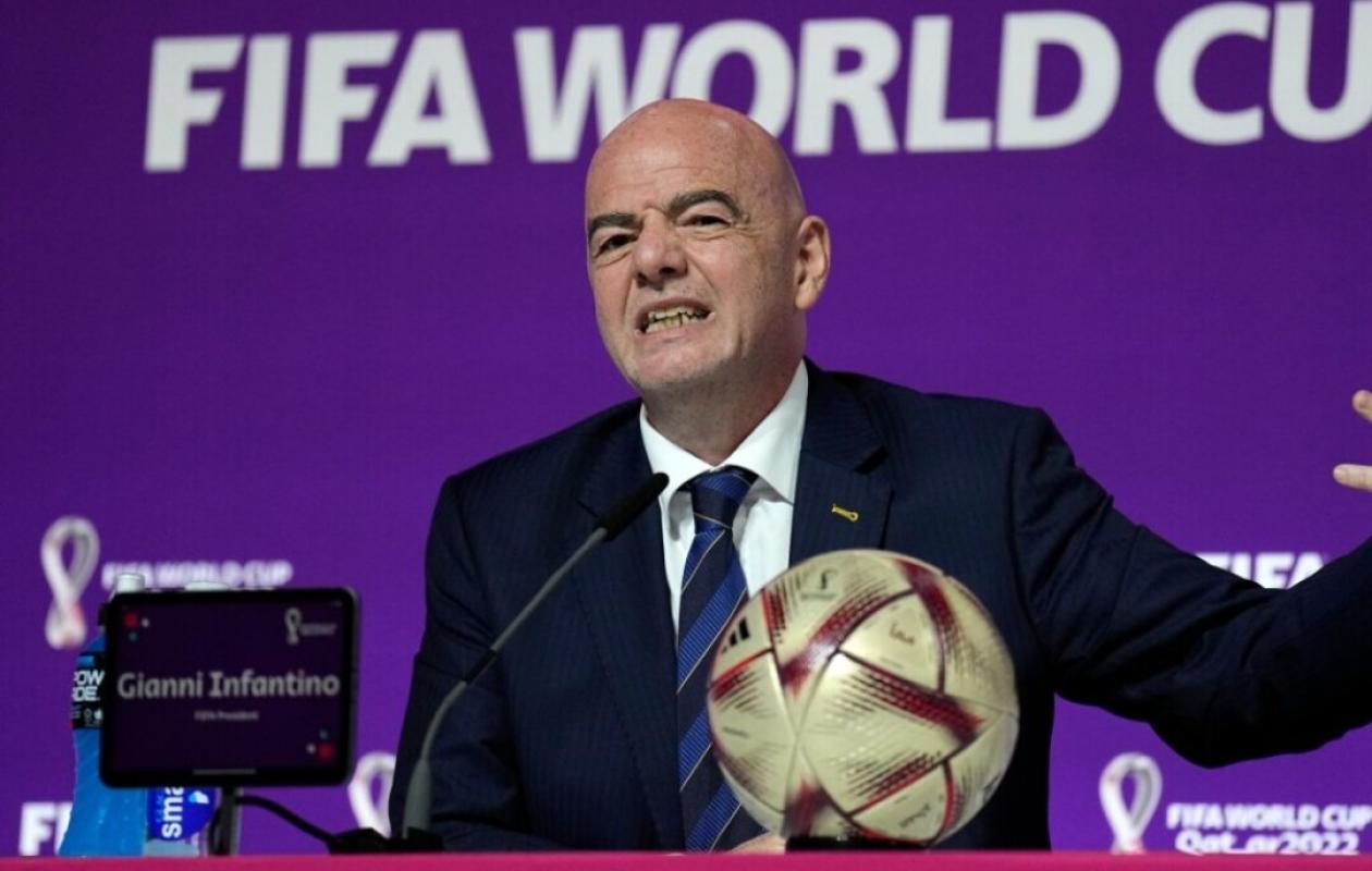 L&rsquo;UEFA tacle sèchement Infantino, malgré son revirement sur son projet controversé