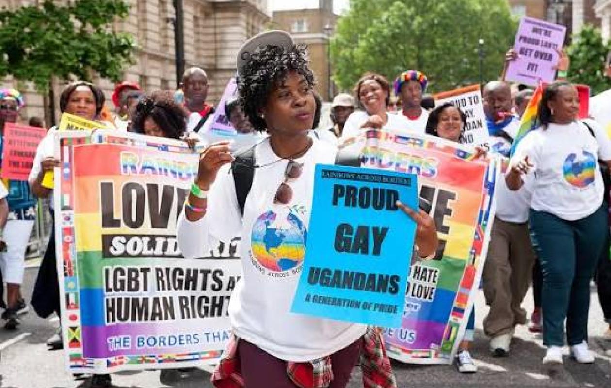 Du Sénégal à l&rsquo;Ouganda : La montée en puissance d&rsquo;une législation anti-LGBT+ sur le continent