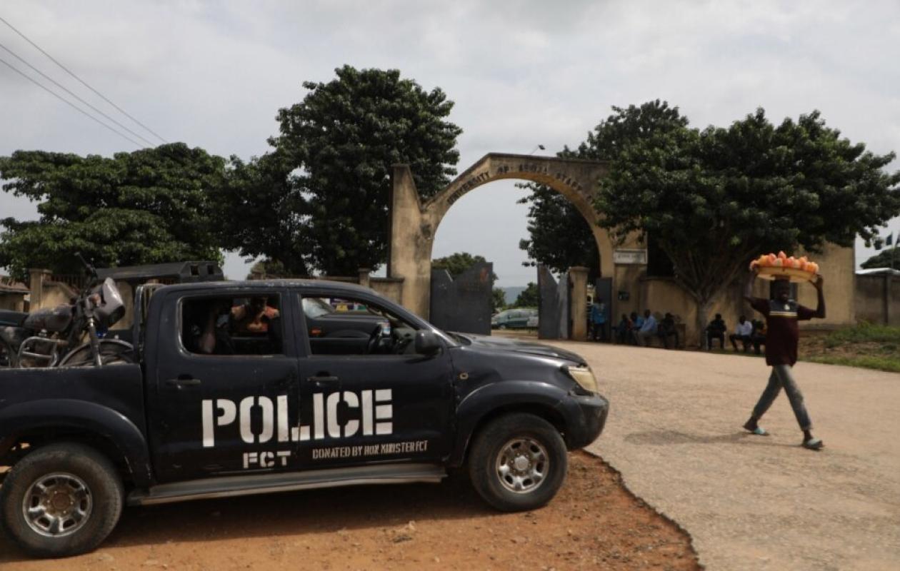 Nigeria: la police découvre des ossements de 28 victimes présumées d’enlèvement