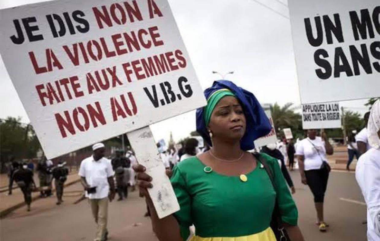 Violences faites aux femmes : 13 000 plaintes en cinq ans, le Sénégal veut s'inspirer du modèle béninois