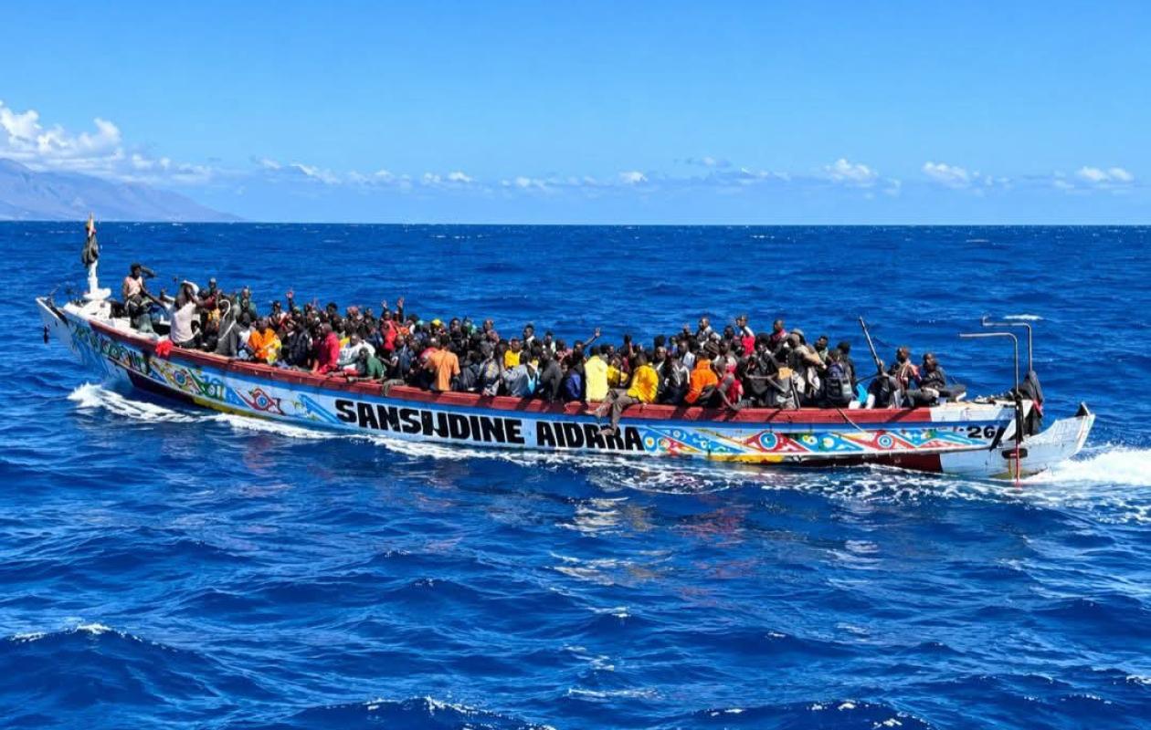 Canaries : une pirogue de 177 migrants partis du Sénégal secourue au large d'El Hierro
