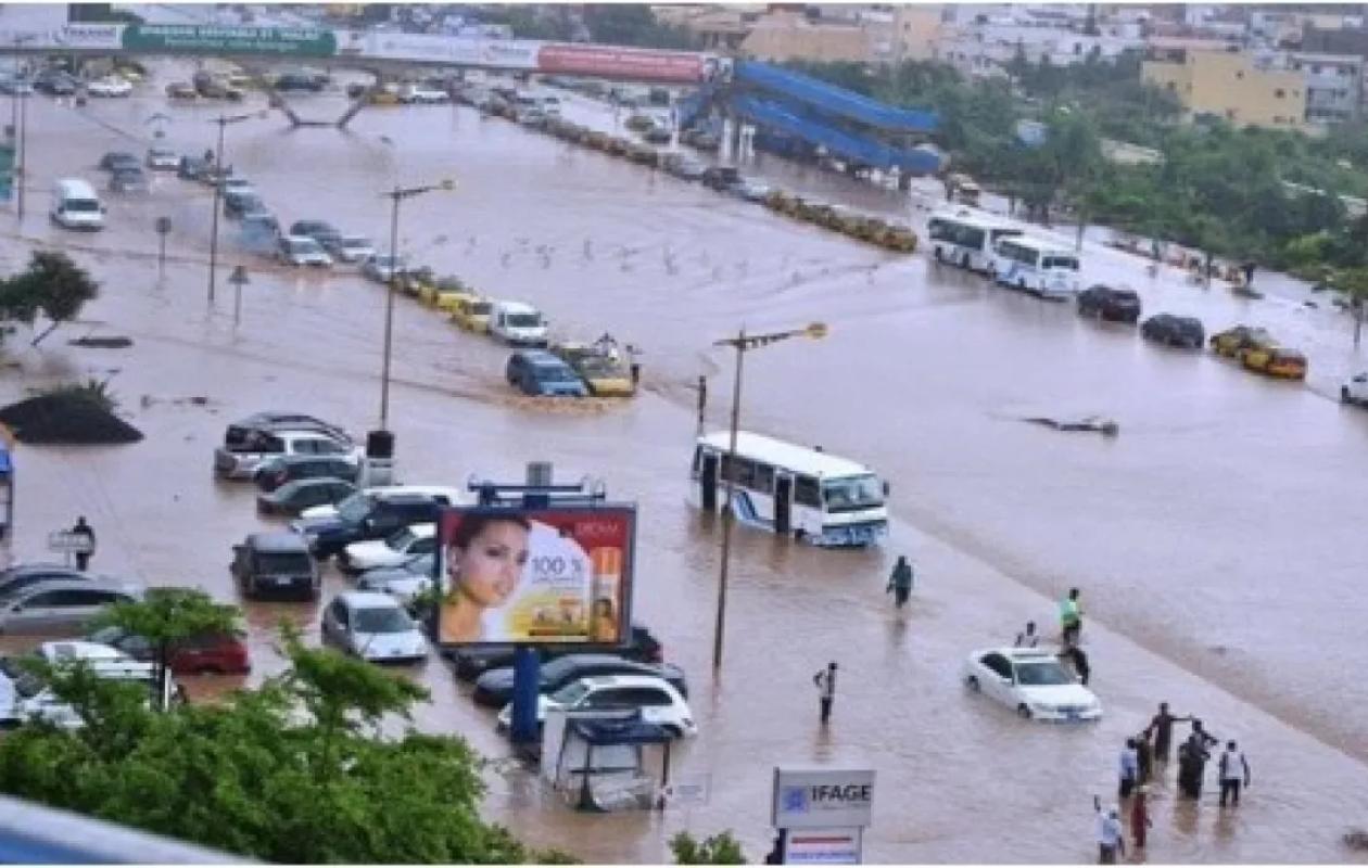 Inondations à Dakar : pourquoi la capitale est si vulnérable, selon des spécialistes