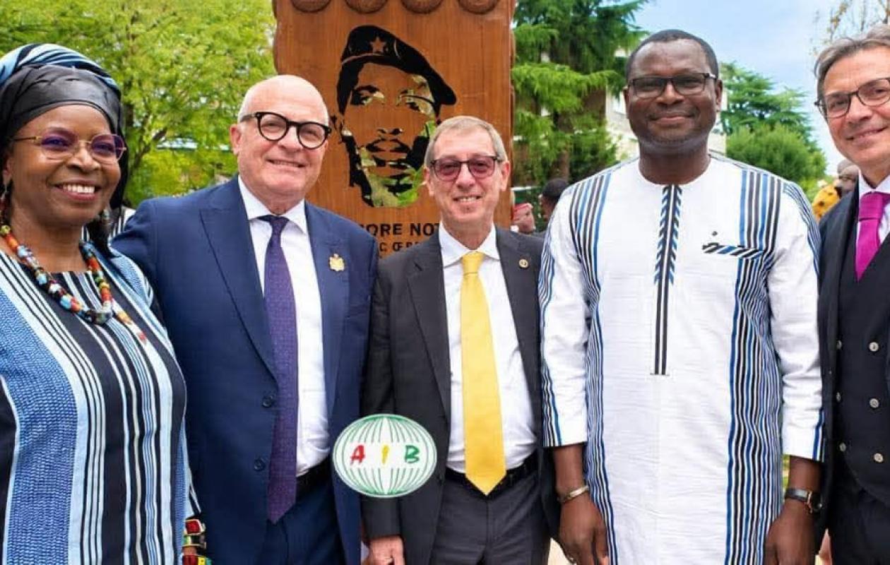Italie : Un monument en hommage à Thomas Sankara inauguré à Rome | Seneweb