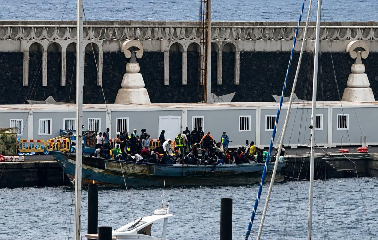 Canaries : une pirogue partie de Gambie débarque 125 migrants à El Hierro, dont des Sénégalais