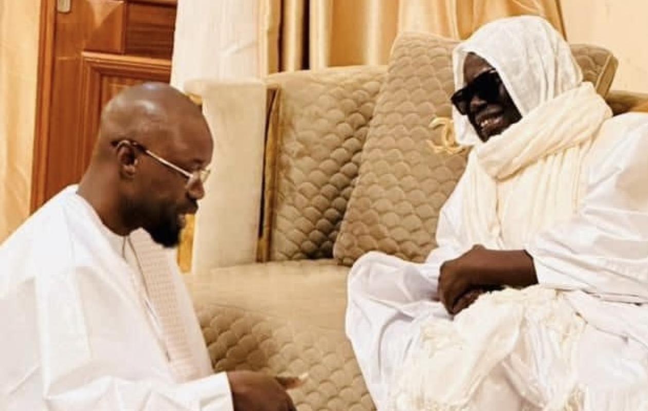LFR 2026 : Ousmane Sonko reçu à huis clos par Serigne Mountakha, les communicateurs traditionnels appellent au dialogue